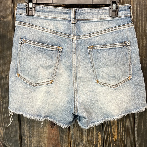 Anthropologie Pilcro Denim Shorts 27 Distressed High Rise Cutoffs Boho Festival - Picture 4 of 9